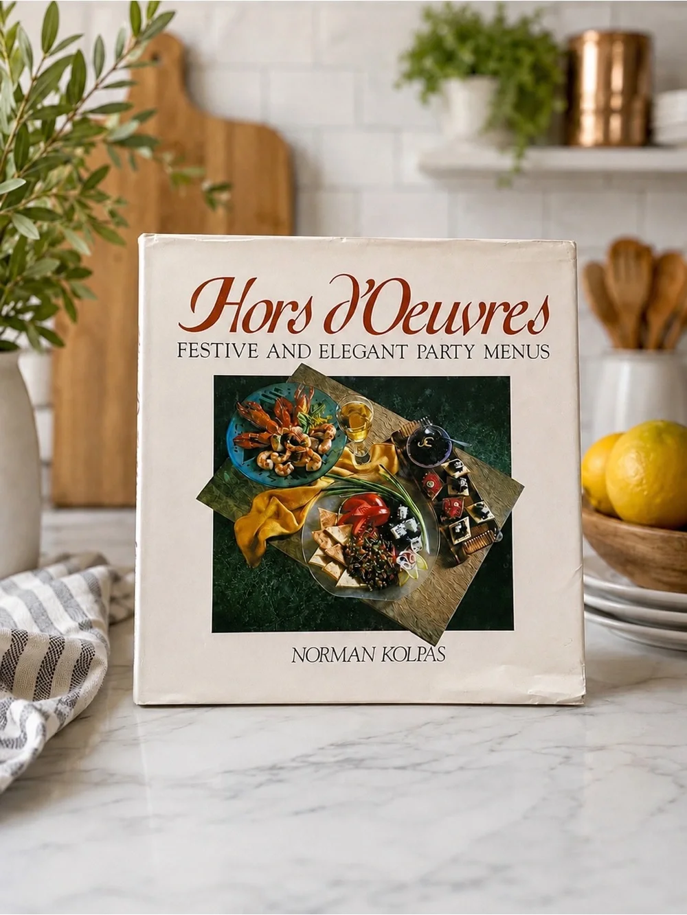 Hors D’Oeuvres: Festive & Elegant Party Menus | Hardcover Cookbook